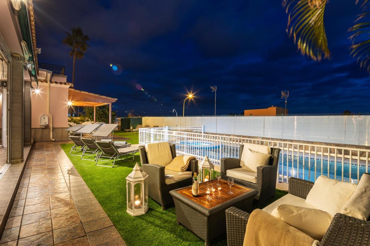 מספאלומס Villa Dalara Maspalomas, Private Pool And Jacuzzi מראה חיצוני תמונה