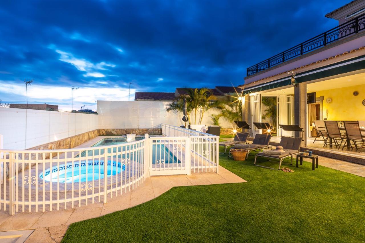 מספאלומס Villa Dalara Maspalomas, Private Pool And Jacuzzi מראה חיצוני תמונה