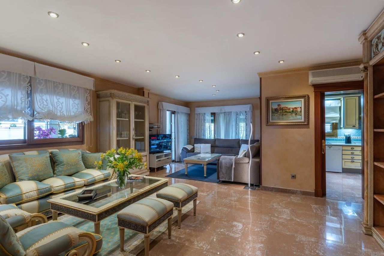 מספאלומס Villa Dalara Maspalomas, Private Pool And Jacuzzi מראה חיצוני תמונה